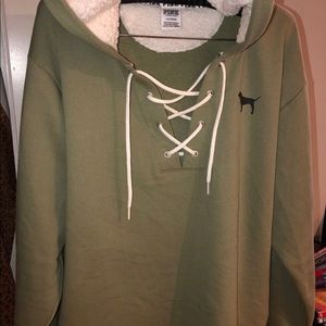 Sherpa cross cross hoodie